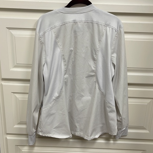 Cherokee Luxe white scrub jacket, ladies XL - Picture 2 of 3